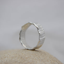 Shellbound Ring Size U