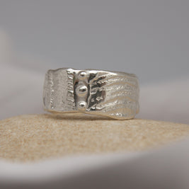 Shellsong Ring Size Q