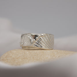 Shellsong Ring Size Q