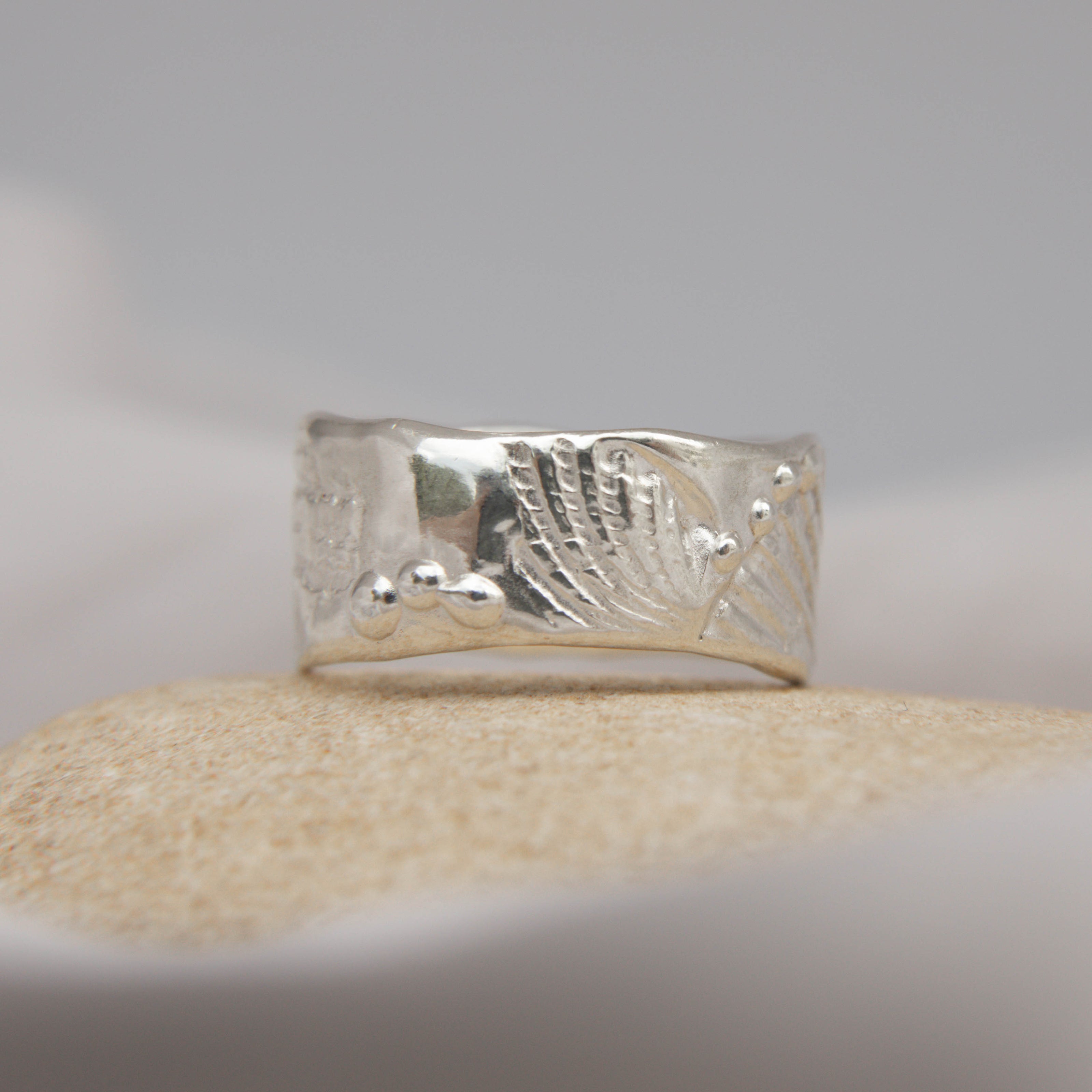 Shellsong Ring Size Q