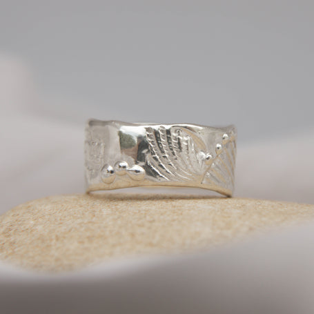 Shellsong Ring Size Q