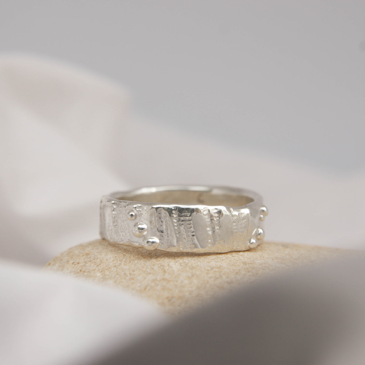 Shellsong Ring Size T