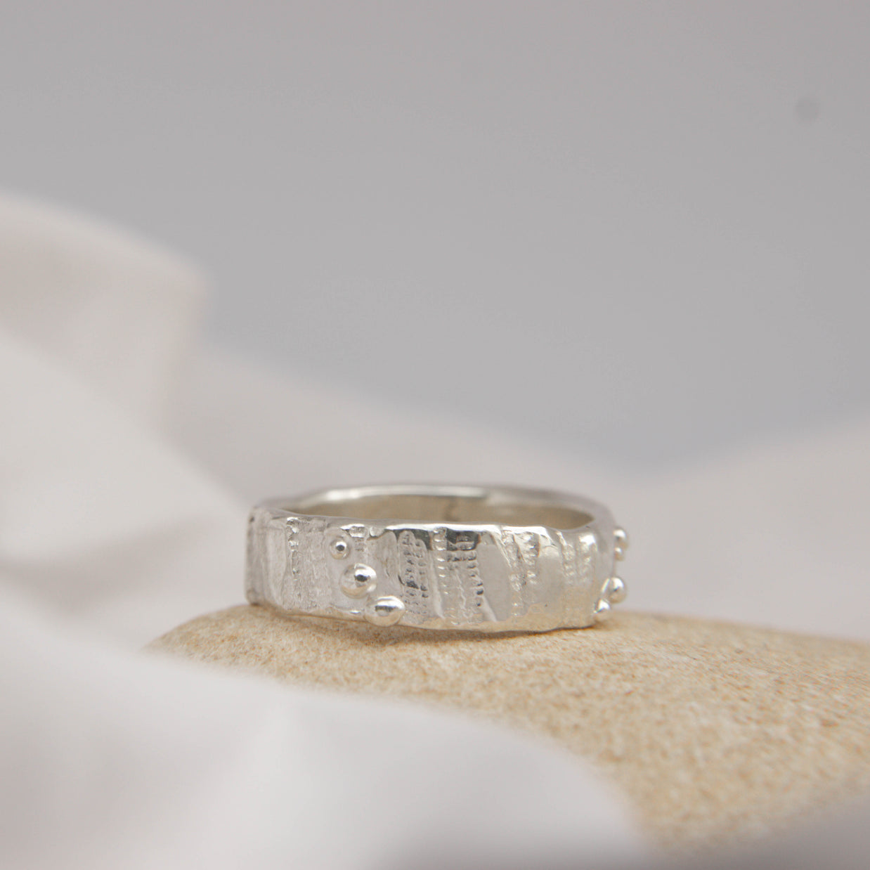 Shellsong Ring Size T