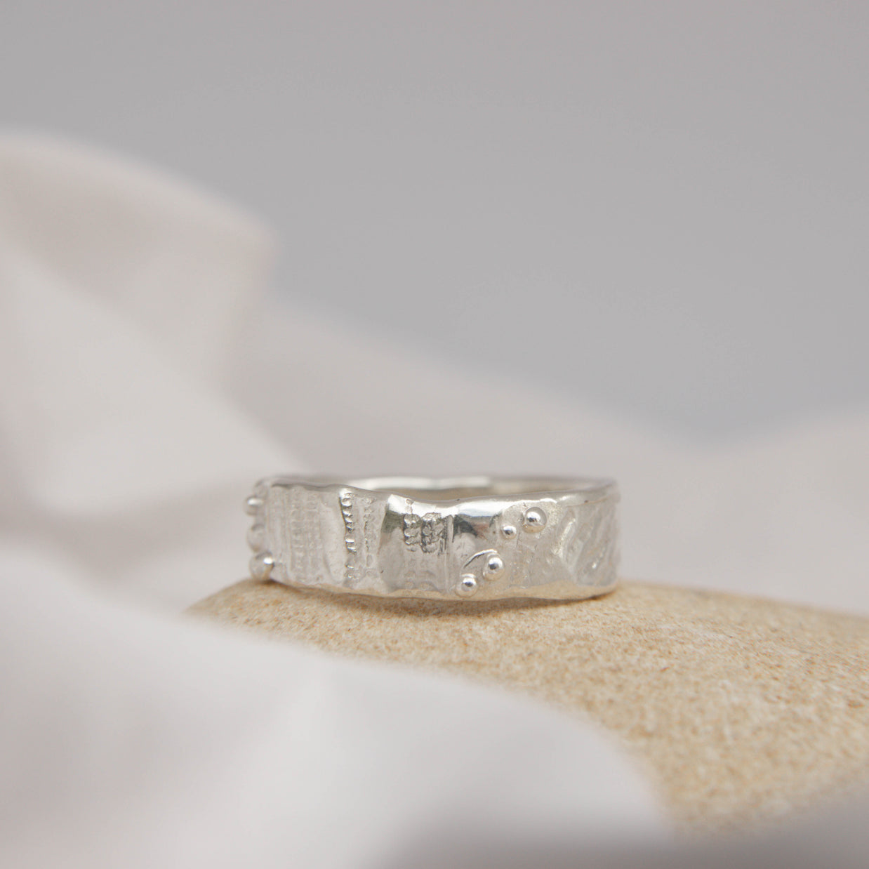Shellsong Ring Size T