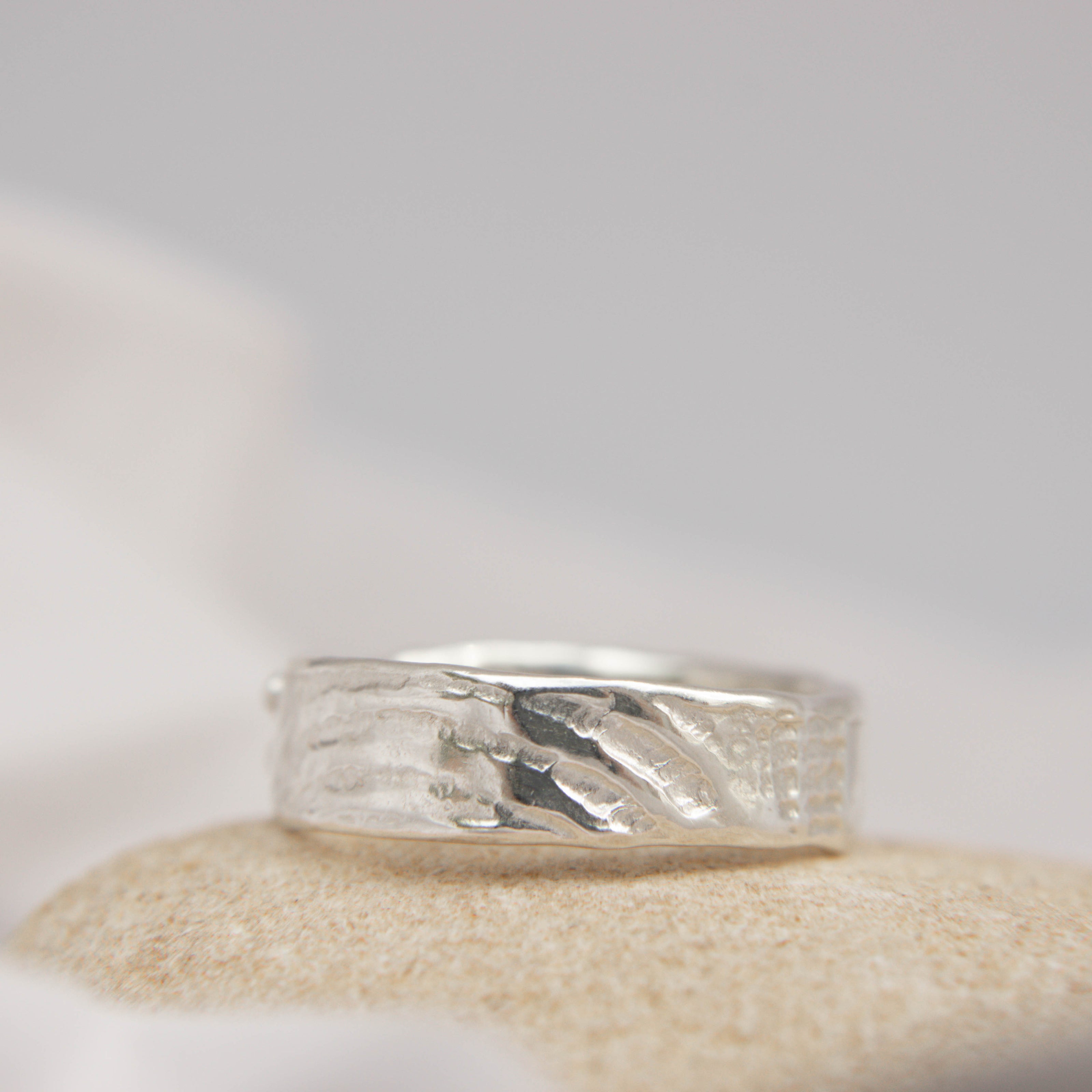 Shellsong Ring Size T