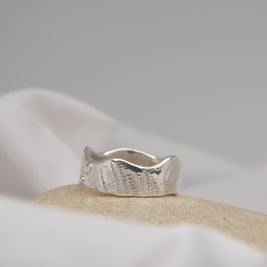 Shellsong Ripple Ring Size V
