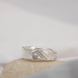 Shellsong Ring Size Q