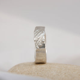 Shellsong Ring Size Q