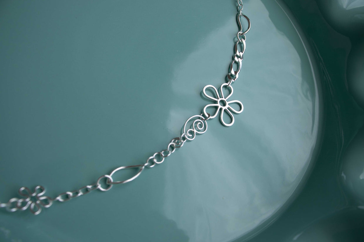 Wild daisy chain Necklace (35-45cm)