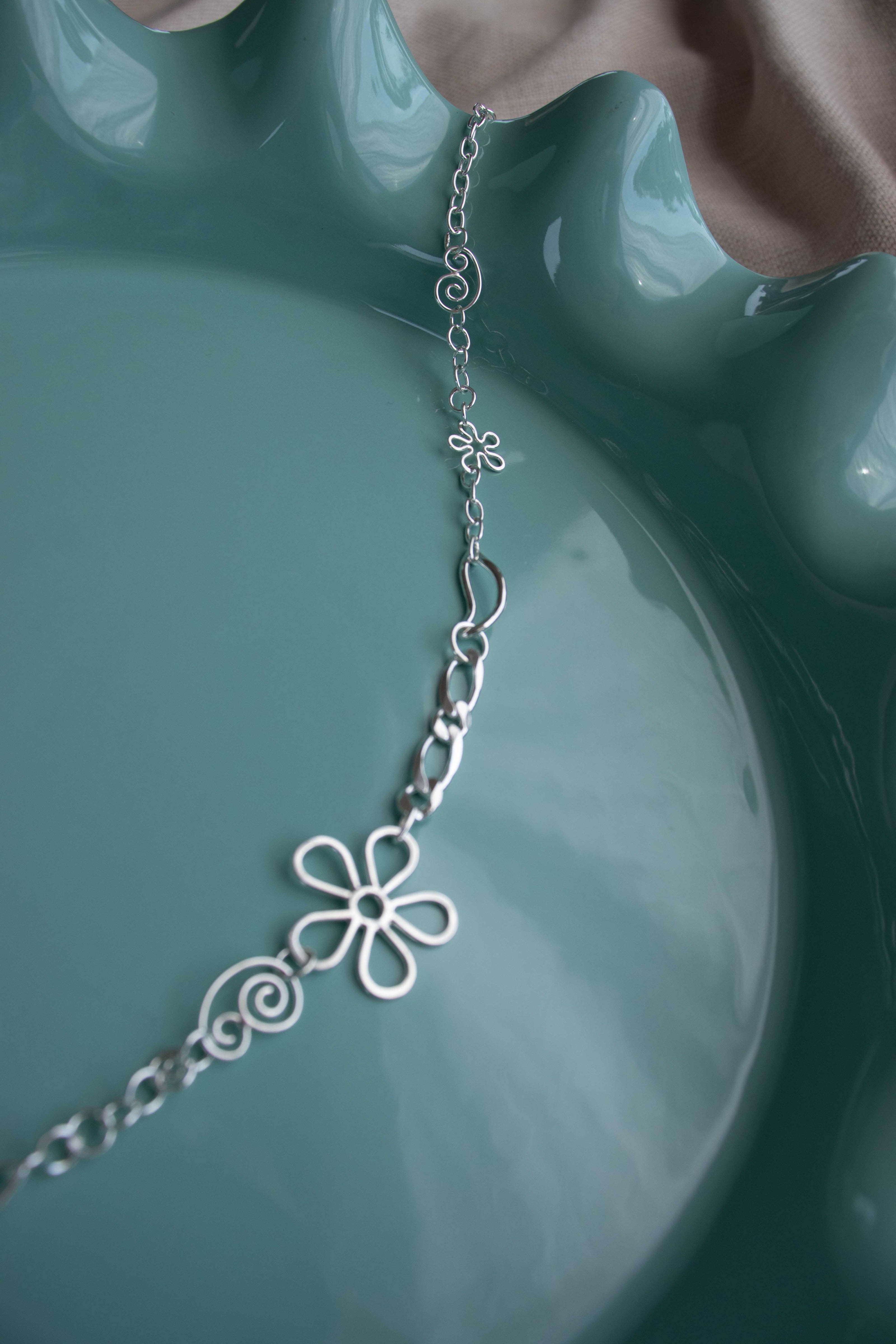 Wild daisy chain Necklace (35-45cm)