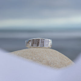 Shellbound Ring Size M