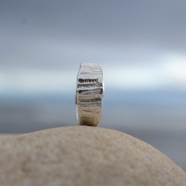 Shellbound Ring Size M