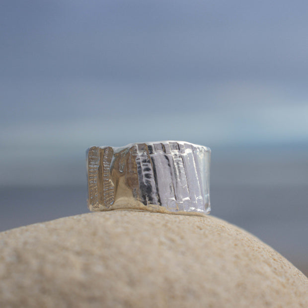 Shellbound Ring Size T