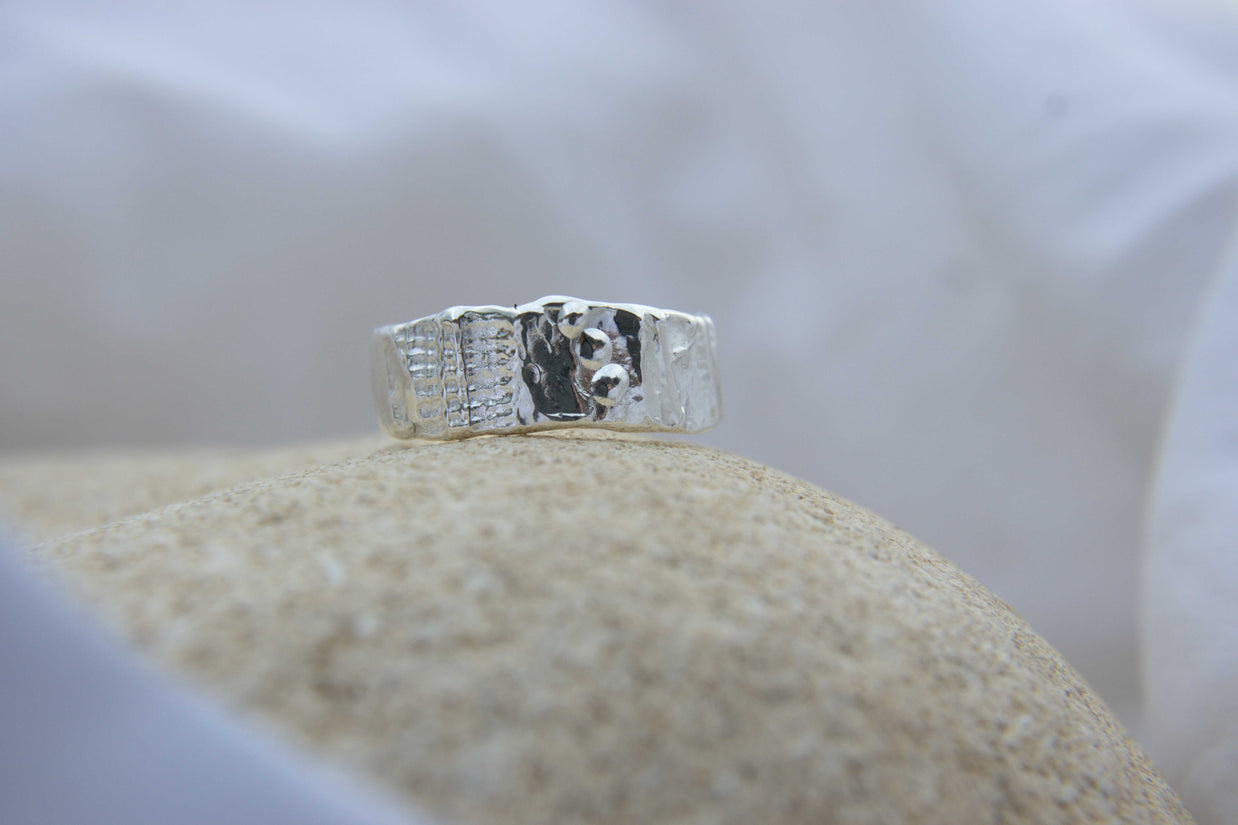 Shellsong Ring Size R