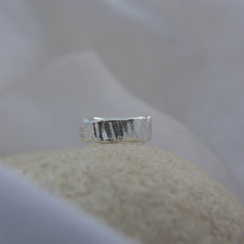 Shellbound Ring Size R