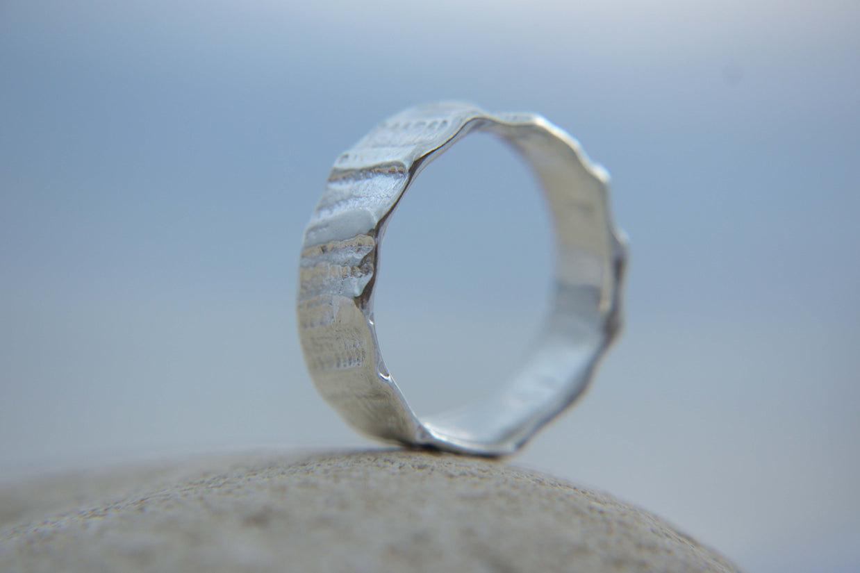 Shellbound Ring Size U