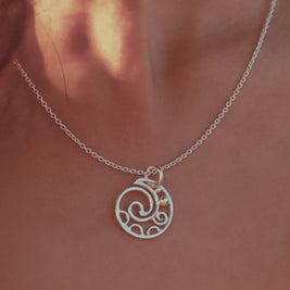 Swirly dance Necklace 45cm chain