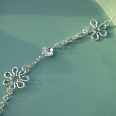 Daisy Chain Necklace