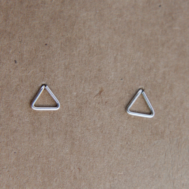 Triangle studs