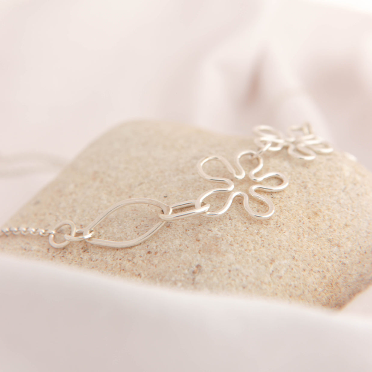 Daisy Chain Necklace #4