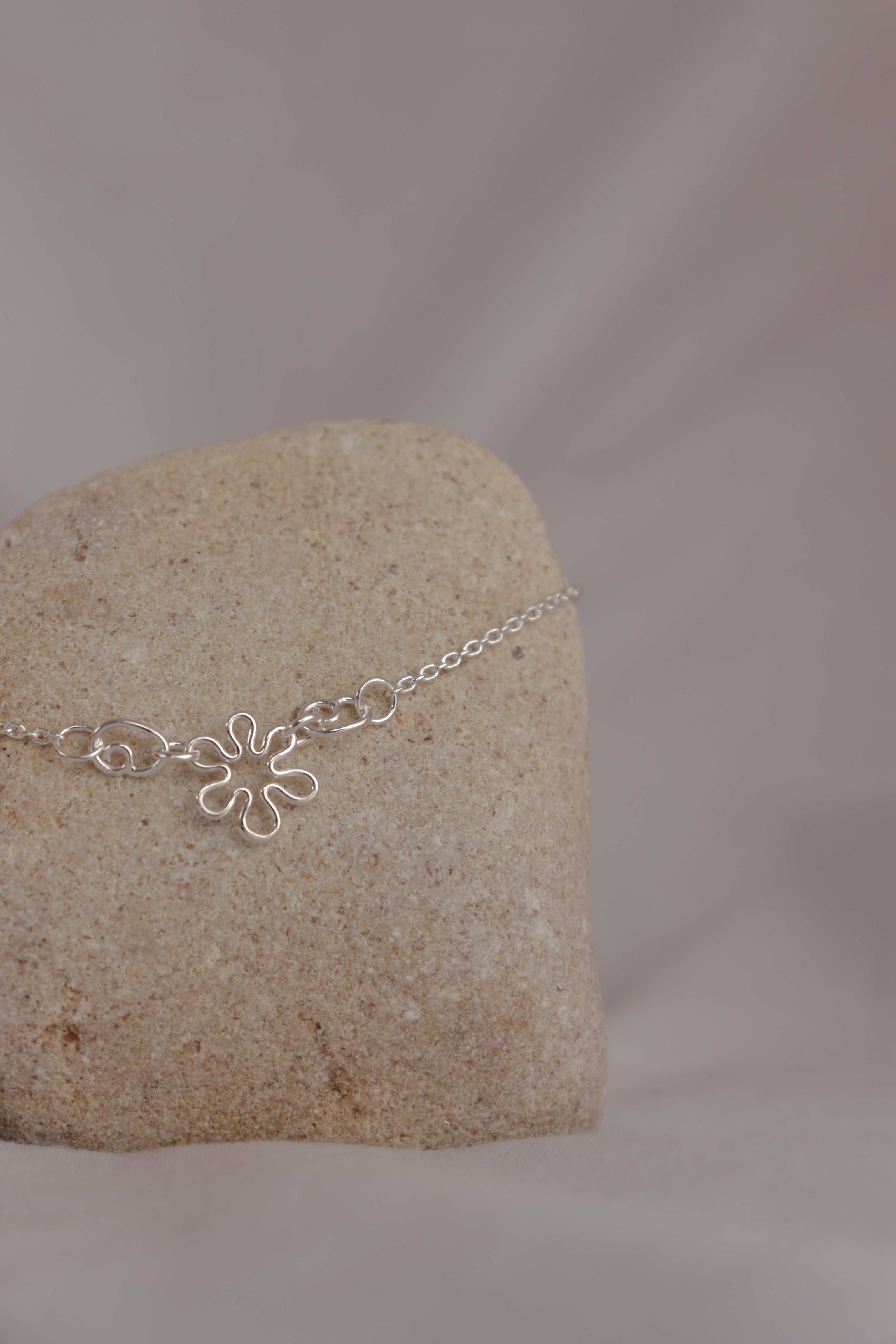 Daisy Chain Necklace #3