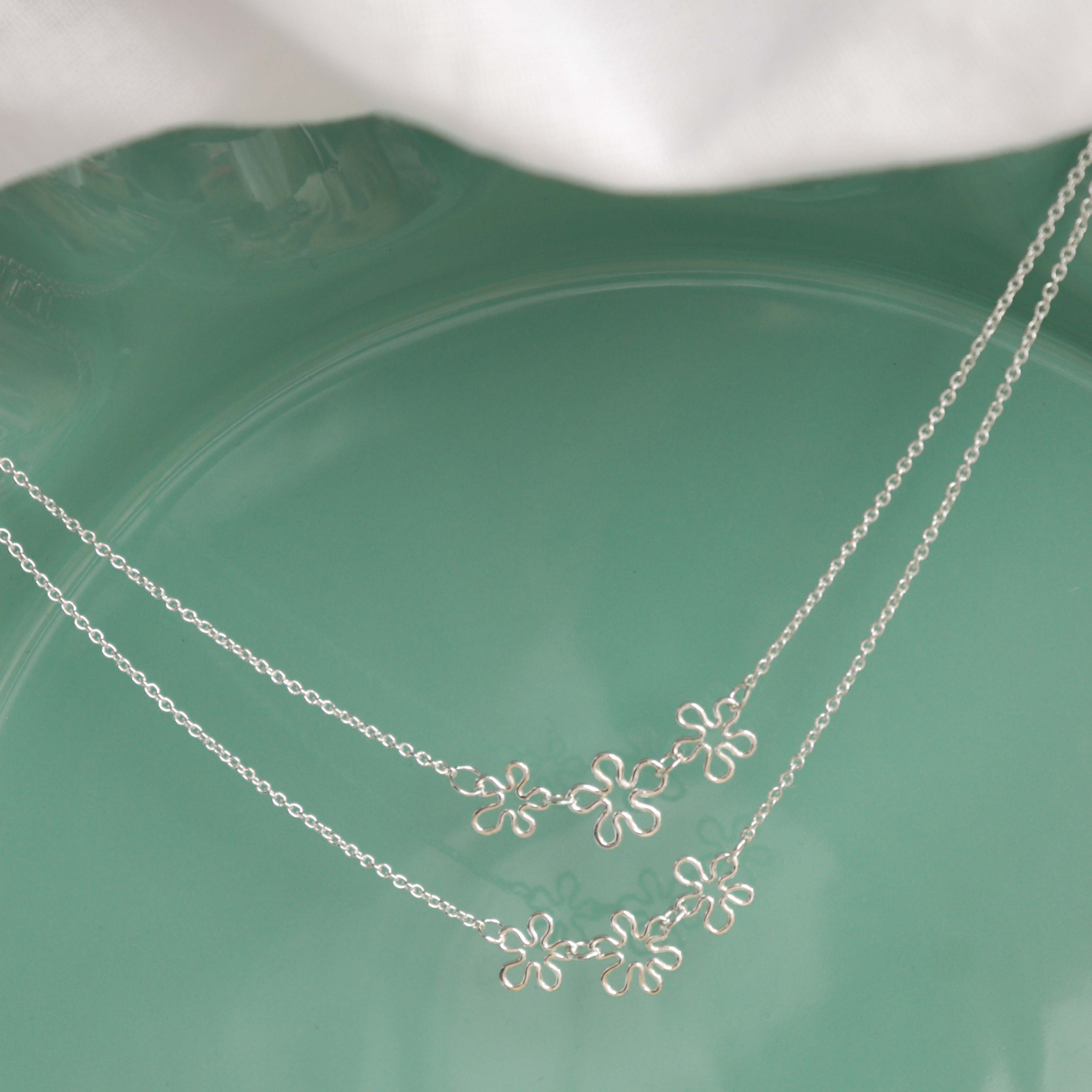 Daisy Chain Necklace #2