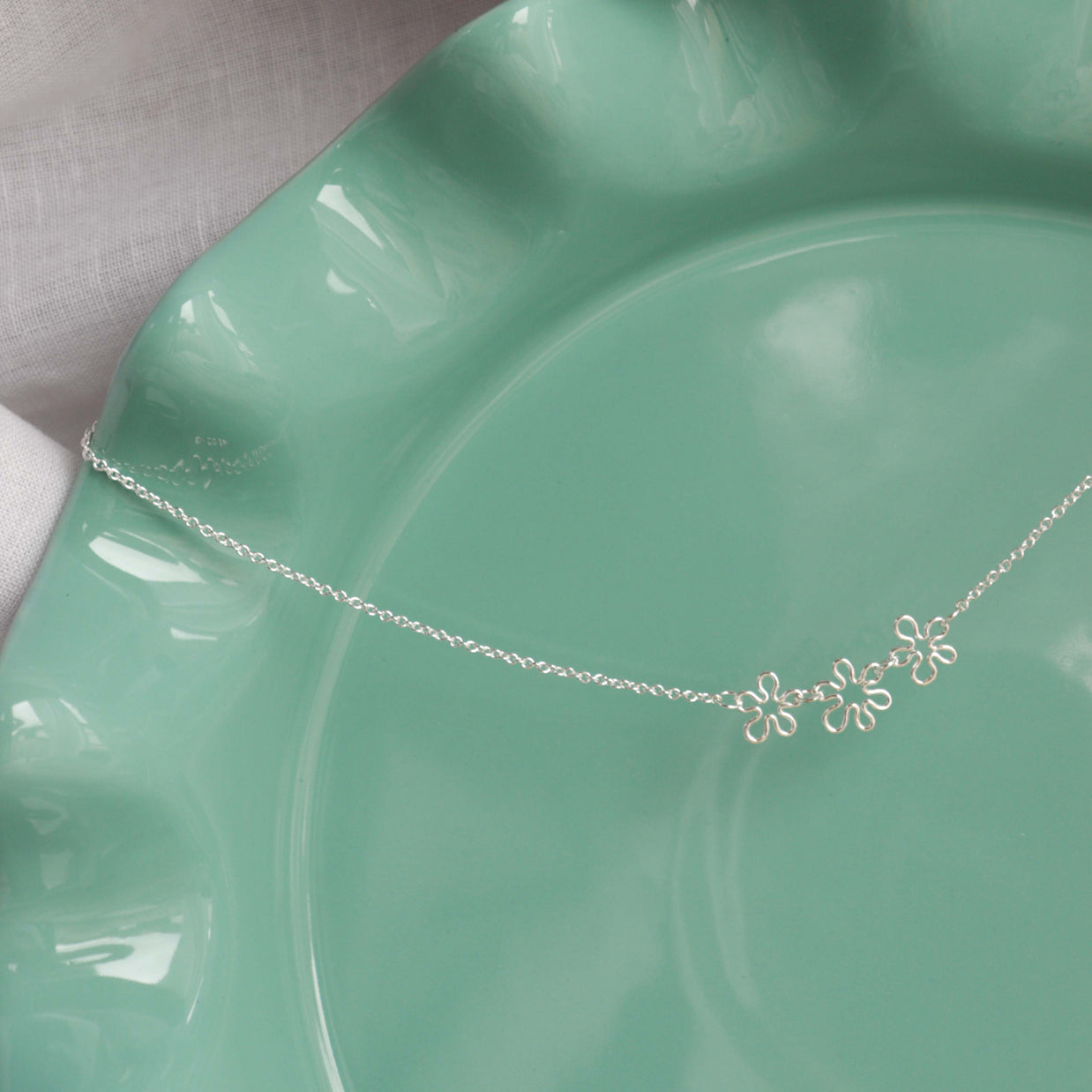 Daisy Chain Necklace #2