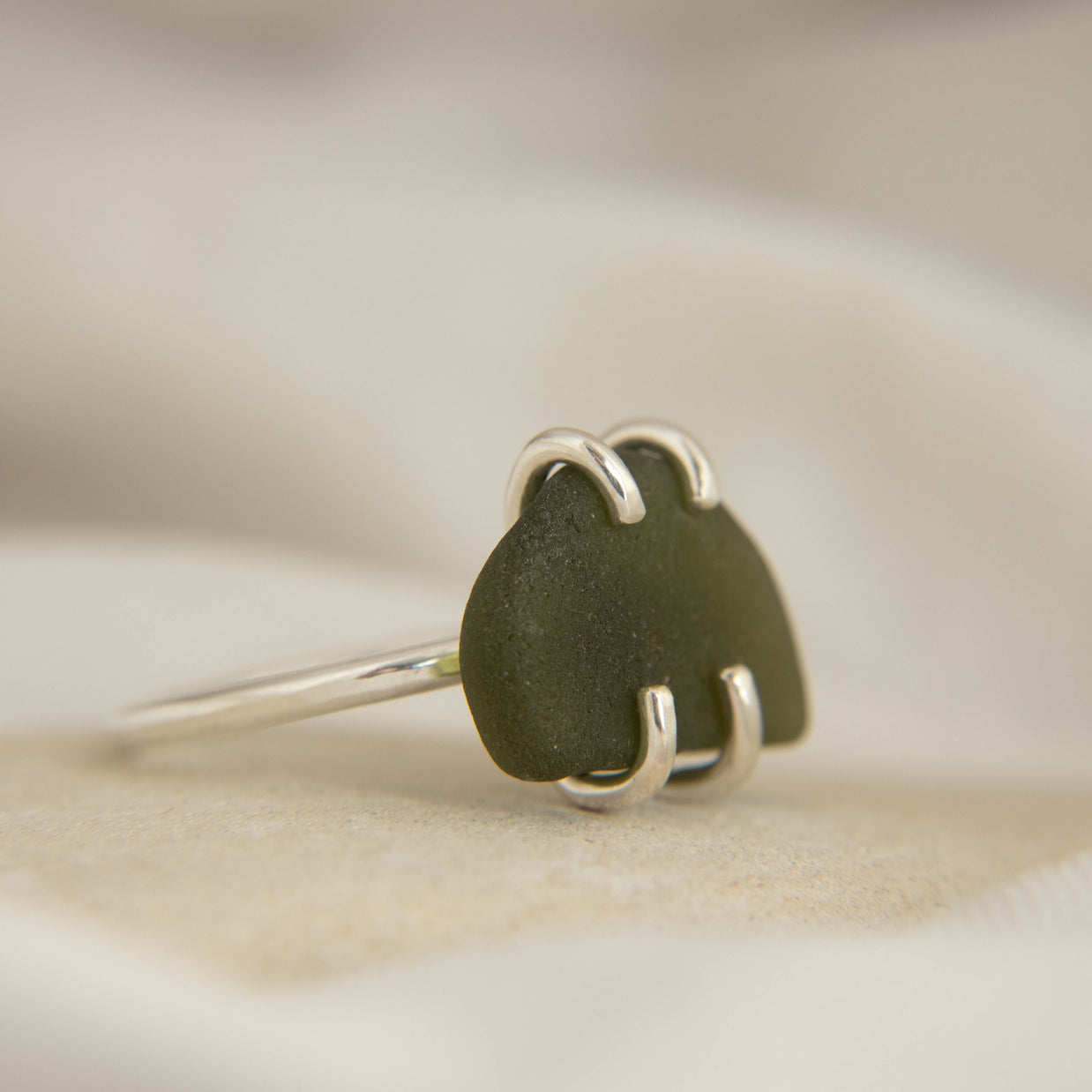 Seaglass Ring Size T (Mornington Beach)