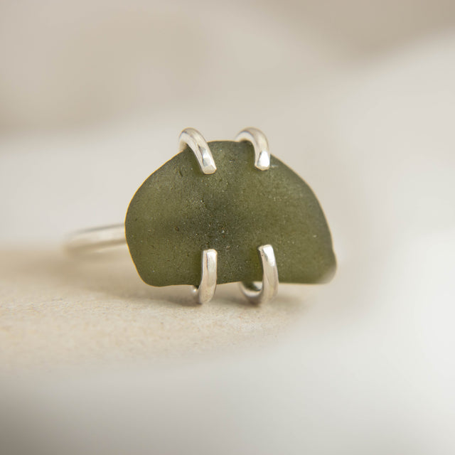 Seaglass Ring Size T (Mornington Beach)