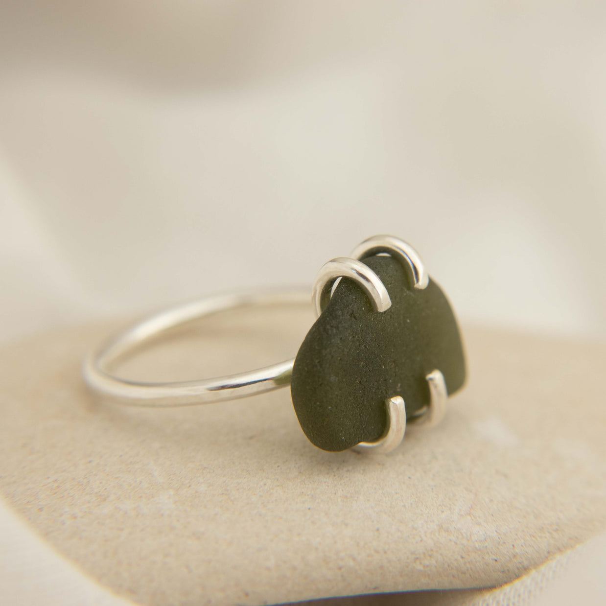 Seaglass Ring Size T (Mornington Beach)