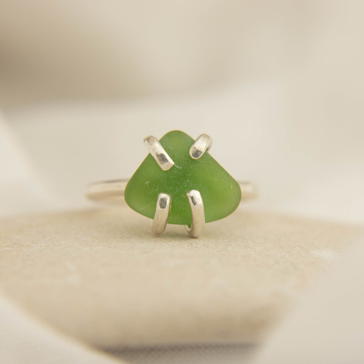 Seaglass ring size L (Queenscliff)