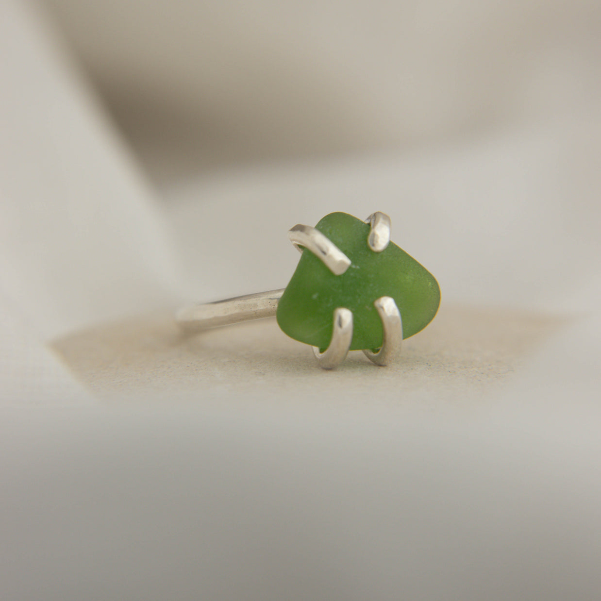 Seaglass ring size L (Queenscliff)