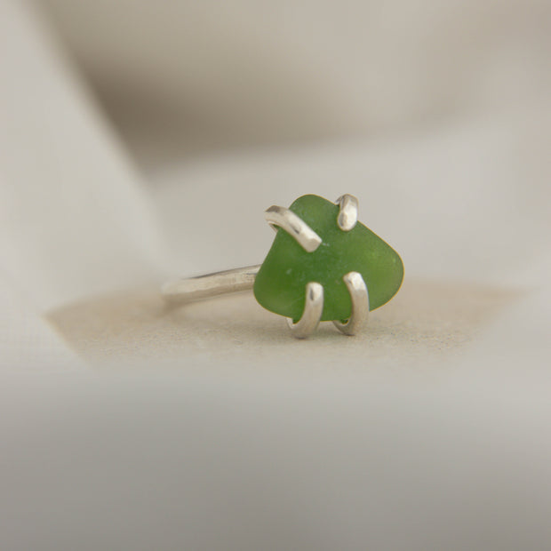 Seaglass ring size L (Queenscliff)