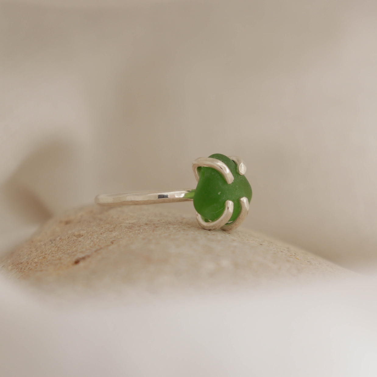 Seaglass ring size L (Queenscliff)