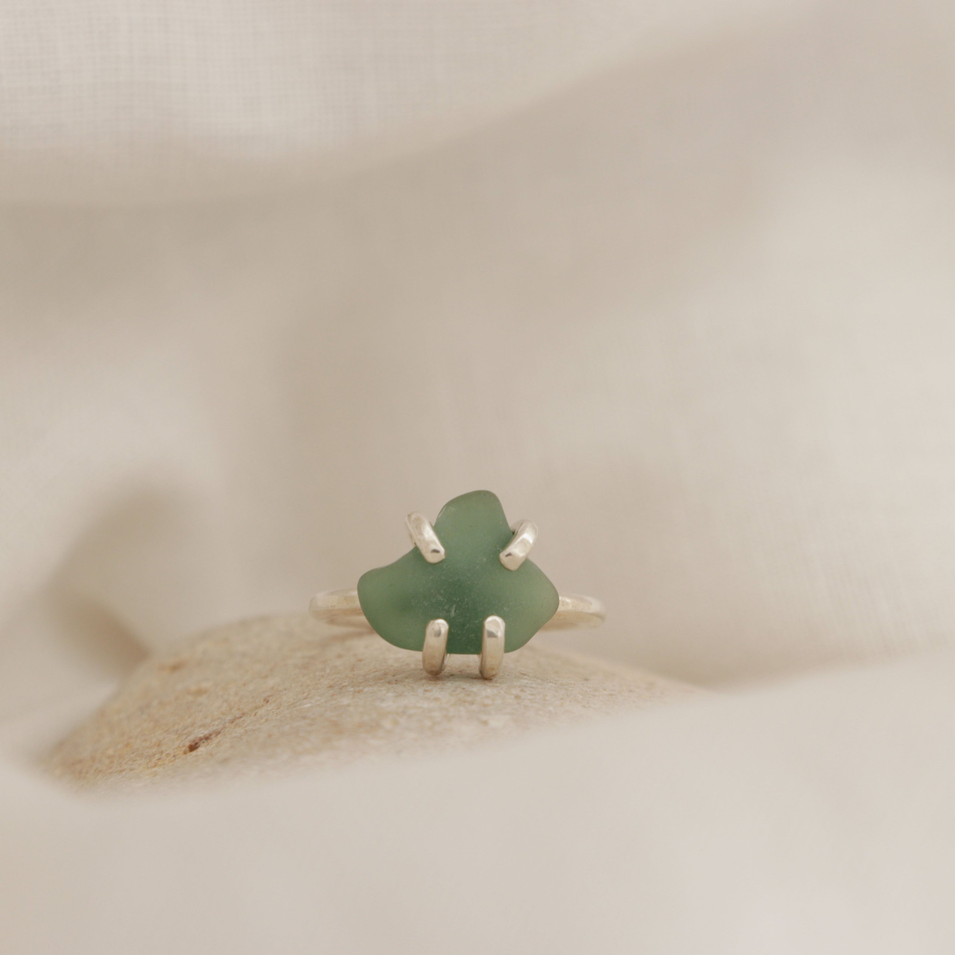 Seaglass Ring Size M (Mornington Beach)